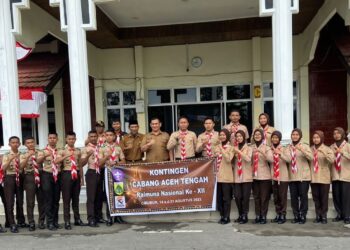 Pelepasan Kontingen Pramuka Aceh Tengah di Halaman Kantor Bupati, Foto : Humas DKC Aceh Tengah