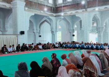 Zikir & Doa  Menyambut HUT RI Ke-78 Masjid Babussalam, Foto : Humas Dinas Syariat Islam Bener Meriah