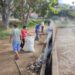 Pemuda Blang Kolak Satu Gotong Royong di Lapangan Musara Alun, Photo : Gemapers