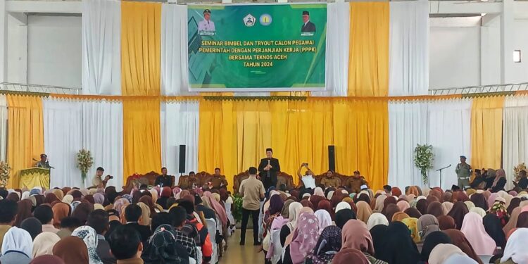 PJ Bupati Bener Meriah dalam Seminar Bimbel & Tryout Calon PPPK 2024, Photo : Gemapers