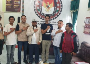 Pengurus PWI Bener Meriah bersama Komisioner KIP Bener Meriah, Photo : Ist