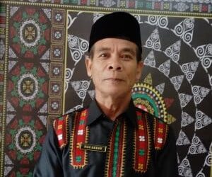 Kepada DInas Pendidikan  Bener Meriah Ruh Akbar, S.H, Photo : Ist