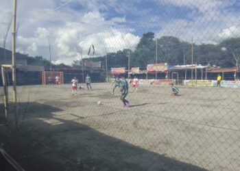 Pertandingan Futsal Piala PDRG Kampung Reje Guru, Foto : gemapers