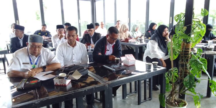 Kegiatan Rapat Kerja Kesbangpol Bersama Sejumlah Unsur Elemen Masyarakat Bener Meriah, Photo : gemapers