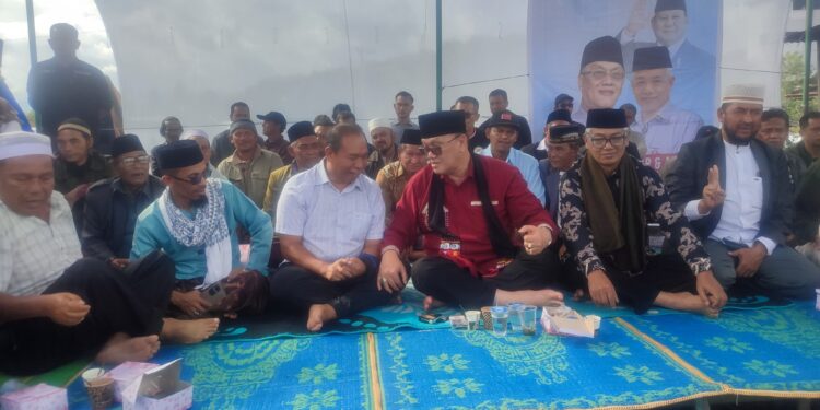 Fauzan Azima bersama Pasangan Tagore-Armia dan Tokoh Pemekaran Kabupaten Bener Meriah, Foto : gemapers