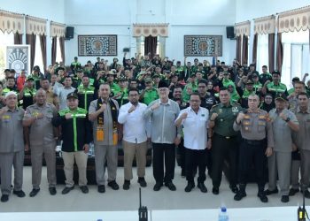 Musyawarah wilayah (Muswil) ke IV, Radio Antar Penduduk Indonesia (RAPI) wilayah ZZW 01- 21 Bener Meriah di Aula Setdakab . Minggu (18/05/2025)
Foto : Prokopim Bener Meriah