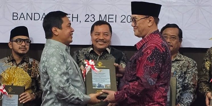Bener Meriah kembali  mendapatkan predikat Opini Wajar Tanpa Pengecualian (WTP) dari Badan Pemeriksa Keuangan Republik Indonesia (BPK-RI) Perwakilan Aceh atas Laporan Keuangan Pemerintah Daerah Tahun Anggaran 2024. Banda Aceh, Jumat (23/5/2025). Foto : Ist