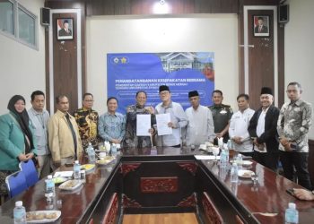 Penandatanganan MoU Kerja Sama Pemkab Bener  Meriah dengan USK (Universitas Syiah Kuala) di Oproom Setdakab Bener Meriah, Jum'at (13/6/2025), Foto : Ist