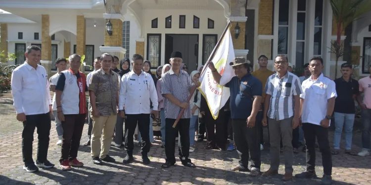 Melepas 
Pelepasan Atlit Dayung Prapora Perwakilan Bener Meriah Menuju Simeulue di Pendopo Wakil Bupati, Rabu (25/6/2025). Foto : Ist