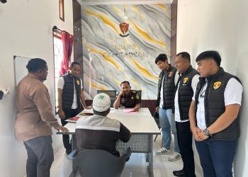 Proses pelimpahan tersangka dan barang bukti oleh Polres Bener Meriah Polda Aceh ke Kejaksaan Negeri Bener Meriah, Selasa (7/10/2025) Doc : Humas Polres Bener Meriah