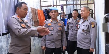 Pengecekan ruang tahanan di Polres Bener Meriah oleh Kapolres AKBP Aris Cai Dwi Susanto, S.I.K.,M.I.K, Senin (27/10/2025), Foto : Ist