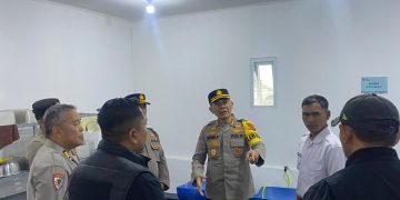 Peninjauan kesiapan SPPG Polres Bener meriah, di gedung SPPG Polres Bener Meriah desa Kramat Jaya Kec.Bandar oleh Tim Inspekrorat Pengawasan Daerah . Selasa (25/11/2025). Foto: Humas Polres BM