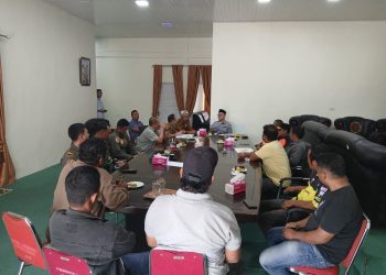 Mediasi persatuan dump truck Bener Meriah aceh tengah dengan Bupati dan wakil bupati, selasa (6/1/2026). Foto : Ist