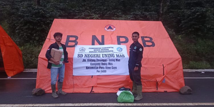 Kondisi tenda belajar darurat di uning mas kec. Pintu Rime Gayo. Foto: Ist