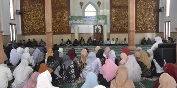 Kegiatan ASN Bener Meriah Mengaji di Mesjid Nur Nabawi Pemda, Kamis (5/3/2026). Foto: Prokopim BM