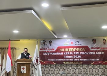 Ketua Bidang Organisasi PMI Pusat Sudirman Said Memberikan Arahan dalam Mukerprov PMI Aceh : Foto : Gemapers